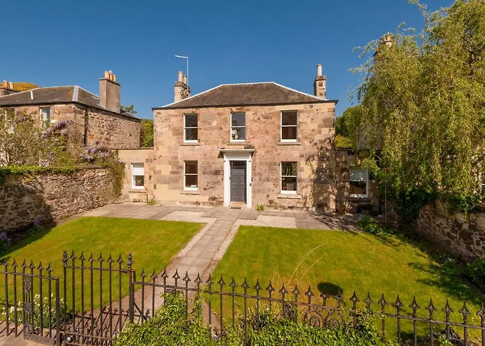 The Lochside House Holiday home *