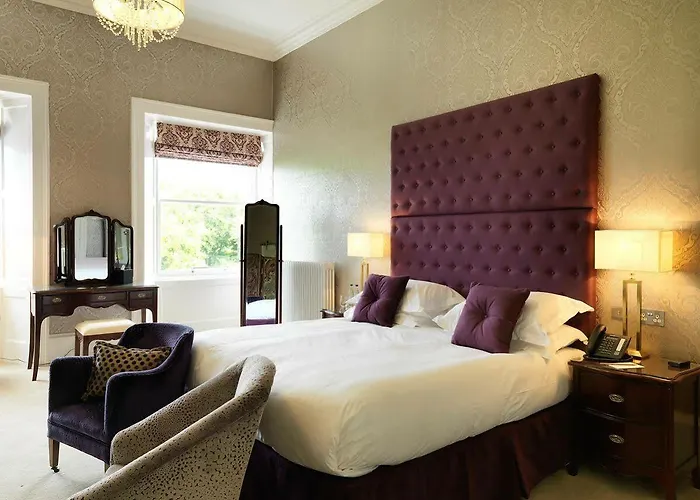 Ailsa Craig Hotel