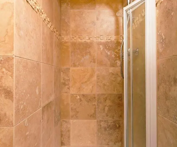 Stylish Near Royal Mile شقة