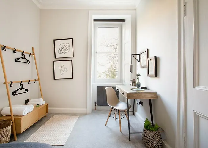 Holyrood Park Centre * Edinburgh