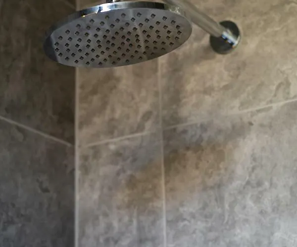 Holyrood Park Centre Daire Edinburgh