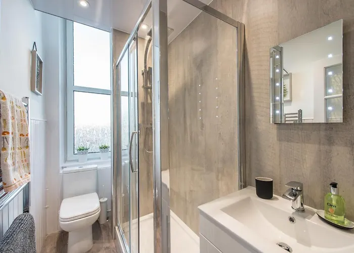 The Polwarth דירה