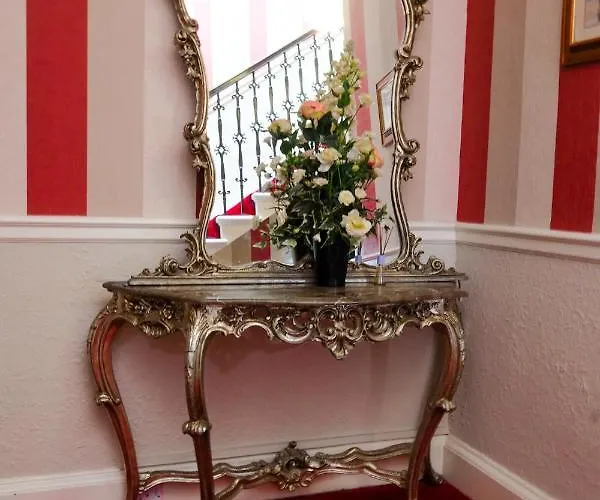 巴尔莫尔宾馆 招待所