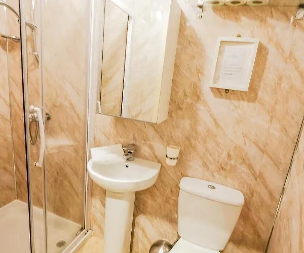 巴尔莫尔宾馆 招待所 爱丁堡