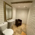 Queen Street Boutique אדינבורו