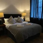 Queen Street Boutique מלון דירות אדינבורו