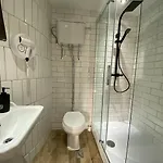 מלון דירות Queen Street Boutique אדינבורו