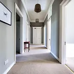 Daire Joivy Bright & Spacious In Stockbridge Edinburgh