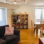 Remarkable 2 Bed In Εδιμβούργο