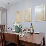 Holyrood - Luxury With Parking Apartment Edinburgh