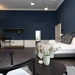 29 Queen Street 4*