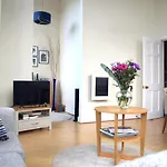 Mapmakers Townhouse - The Address Сasa de vacaciones