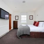 דירה Joivy Spacious 2 Bed,2 Bath Flat, Free Parking And Rooftop Terrace אדינבורו