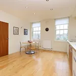דירה Joivy Spacious 2 Bed,2 Bath Flat, Free Parking And Rooftop Terrace אדינבורו