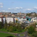 Royal Mile & Arthur's Seat Apt With Private Parking *
