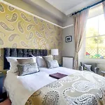 The Hedges 5* Edinburgh