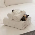 Modern & Bright 1 Bed For 4 Close To Centre! Διαμέρισμα