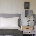 48 Gilmore Place Residences Hotel