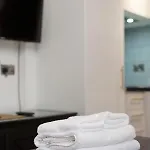 48 Gilmore Place Residences Hotel