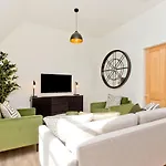 Apartment Newly Reno'd 2 Bed With Free Parking Edinburgh