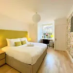 Lejlighed Elite 3 Bed New Town With Private Walled Garden