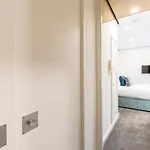 Daire Modern Studio Next To Castle