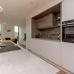 Appartement Designer Urban Apartment With City Terrace