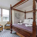 בית נופש The Inverleith