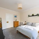 Lovely 3 Bed In Apartmán Edinburgh