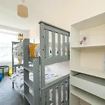 Lovely 3 Bed In Apartmán *