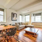 דירה Sumptuous 2br Next To Castle!