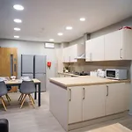 Apartmán For Students Only - Straits Meadow In Centre Edinburgh