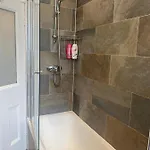 Lovely Main Door 2 Bed إدنبرة