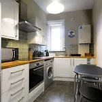 Cosy Near Centre Edinburgh