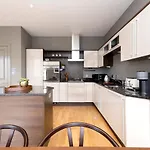 Joivy Stylish Flat In New Town Διαμέρισμα