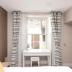 דירה Joivy Splendid Flat Near Castle אדינבורו