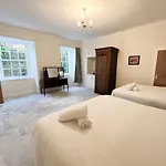 Διαμέρισμα Spacious Flat Sleeps 8 Near Princes Street Εδιμβούργο
