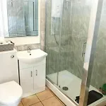 Cosy 2-bedroom House In Leith