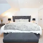 Luxury 3 Bed Royal Mile Apartament Edynburg