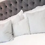 Апартаменты Luxury 3 Bed Royal Mile