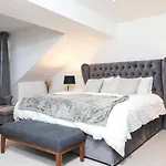 Luxury 3 Bed Royal Mile * Эдинбург