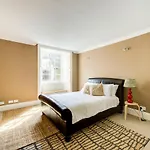 Super Castle Basement Daire