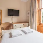 Daire Beautiful 2 Bed 2 Bath Flat Overlooking Meadows Park *