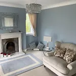 Gorgeous Family 15 Mins From Centre
