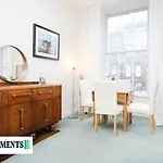 דירה Large 2 Bed Centre - Free Parking אדינבורו