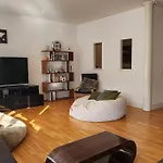 公寓 Spacious 2 Bedroom *