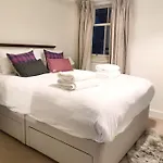 2-bedroom With Parking - Ground Floor Daire *
