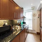 Lady Wynd - 1 Bed Lägenhet