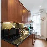 Lady Wynd - 1 Bed Lägenhet