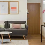 Lady Wynd - 1 Bed Lägenhet *